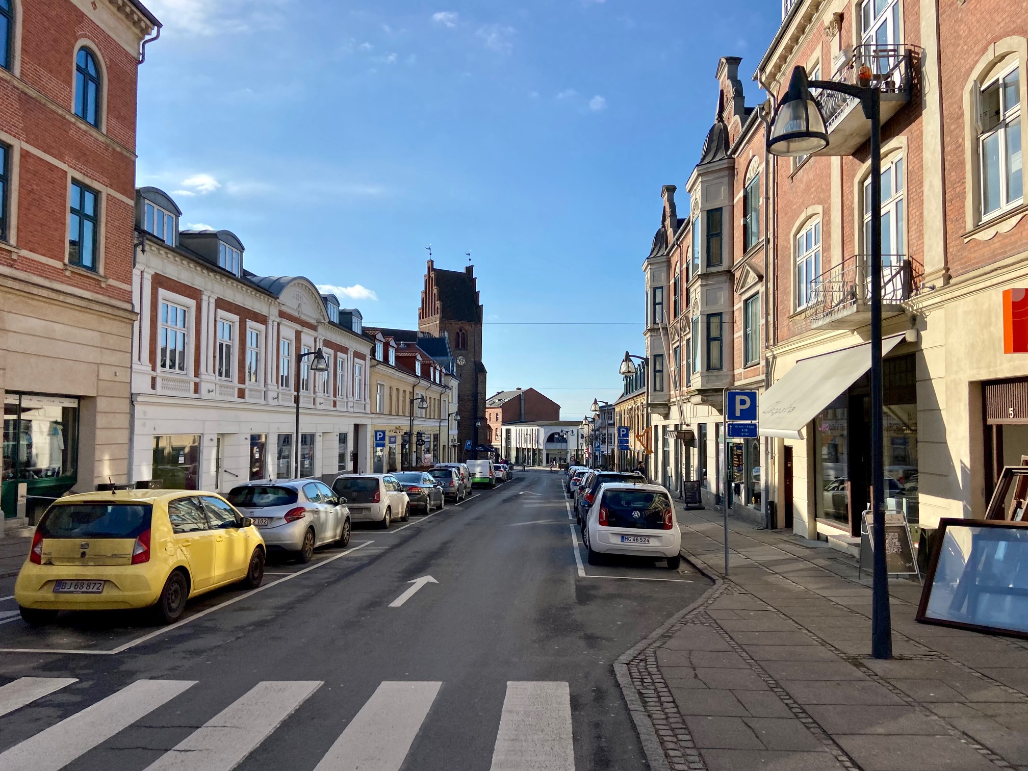 PARKERING NÆSTVED STATION | HER ER DE 100 GRATIS P-PLADSER I NÆSTVED